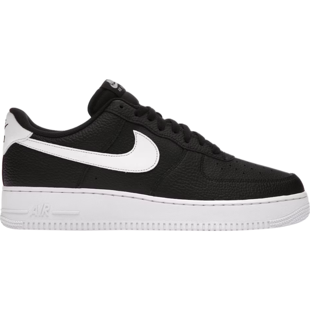 Nike Air Force 1 Low '07 Black White Pebbled Leather - CT2302-002 - Acquista su SneakersSelection